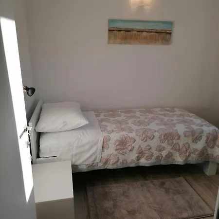 Διαμέρισμα Nada 2 Malinska