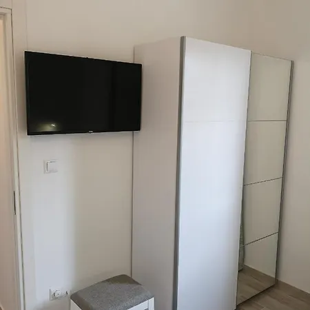 Nada 2 דירה *